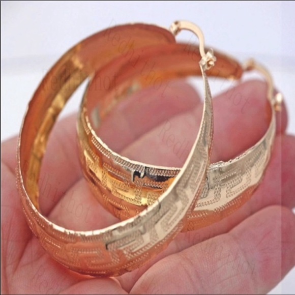 NEW 18K YELLOW GOLD HOOP EARRINGS - Picture 5 of 5